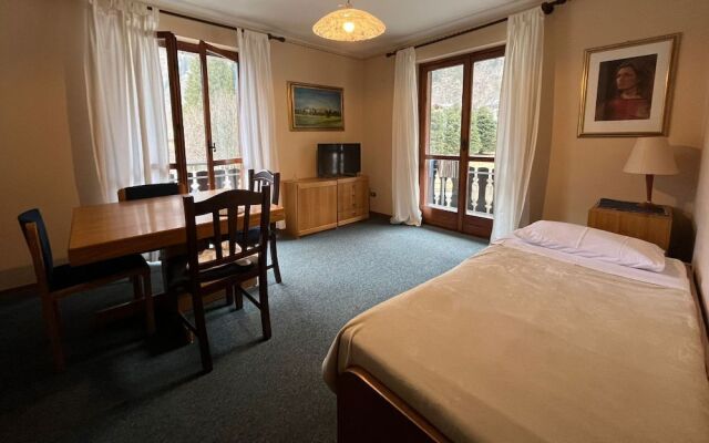 San Luigi Rooms & Apartments