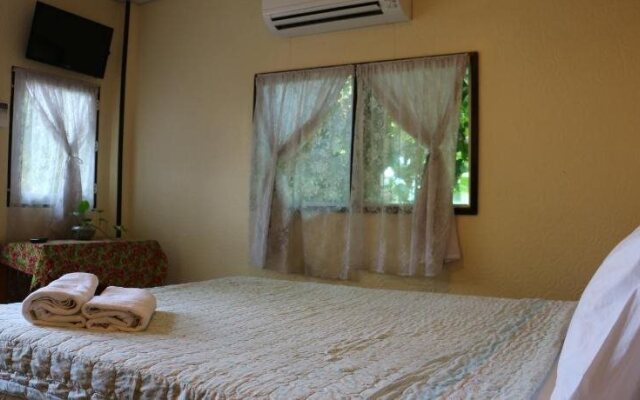 Noom Guesthouse