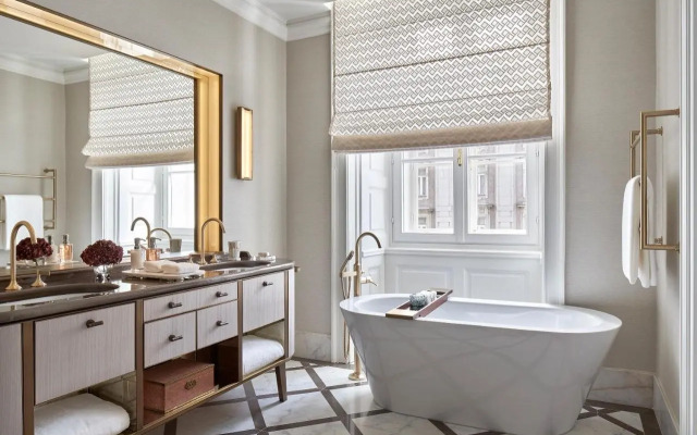 Rosewood Vienna