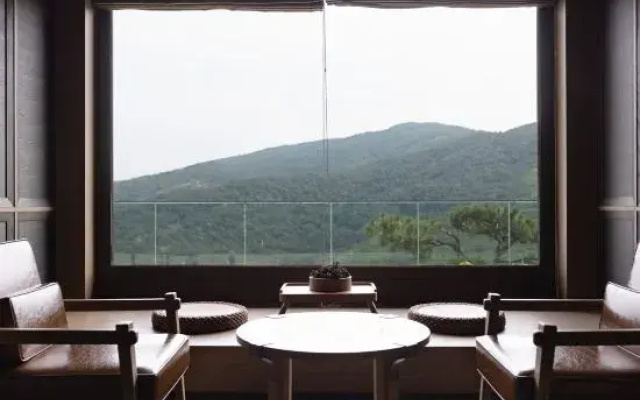 Lianyungang Huaguo Shan ·Wuyunkong