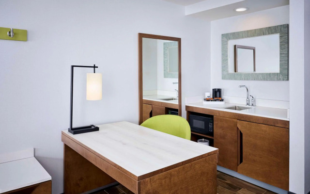 Hampton Inn & Suites by Hilton Windsor