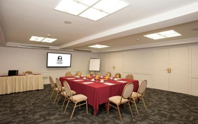 Austral Hotel
