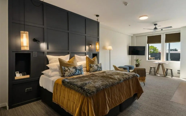 14th Lane Urban Hotel