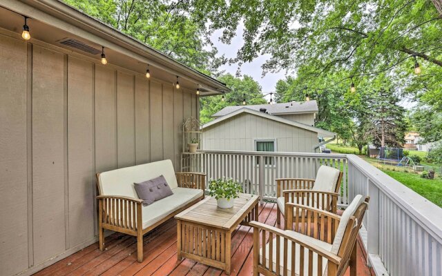 Cozy Omaha Home: Walk to Dining, Pets Welcome