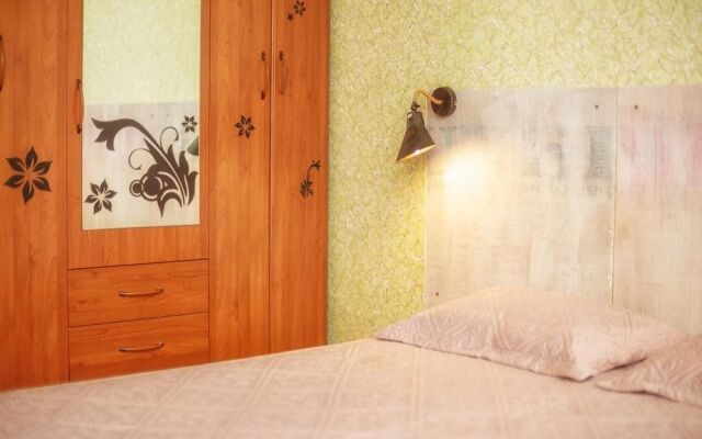 Апартаменты, ул. Профсоюзная, 136