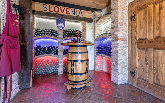Vineyard Cottage Pavlin 3