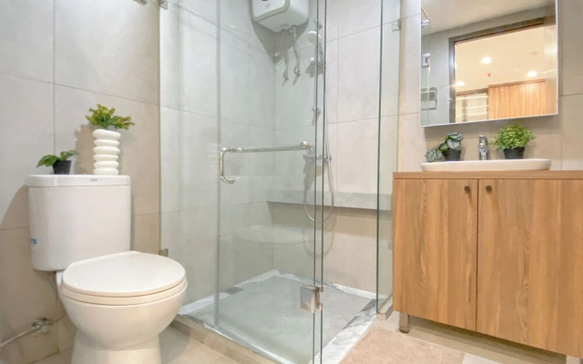 Spacious And Homey Studio Apartment At Pollux Chadstone