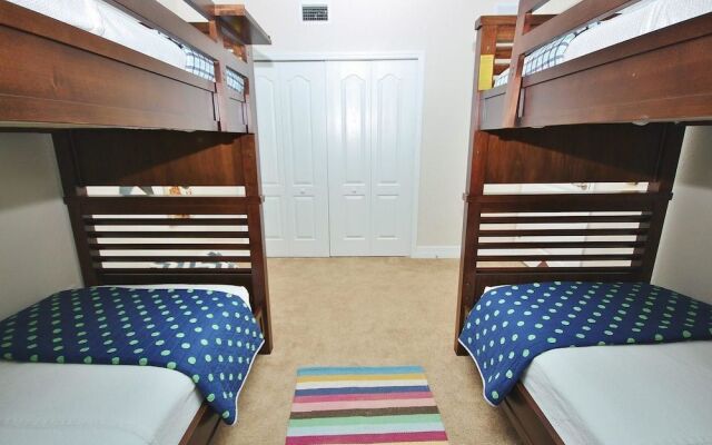 Oceanwalk 18-304 Apartment 3