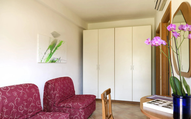 Heracles Village Hotel