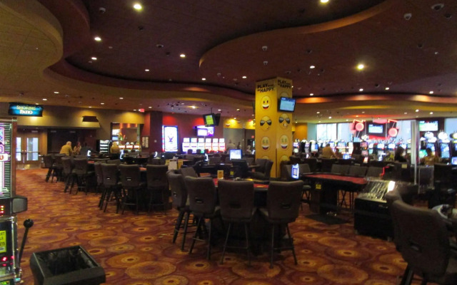 Horseshoe Black Hawk - A Caesars Rewards Destination