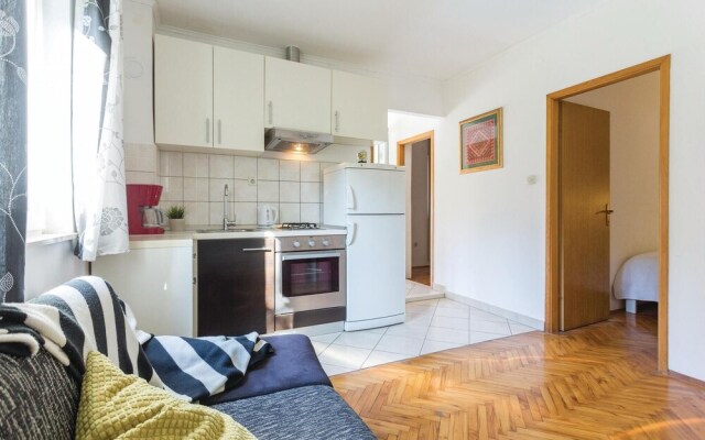Beautiful Home in Radovcici With Wifi and 2 Bedrooms