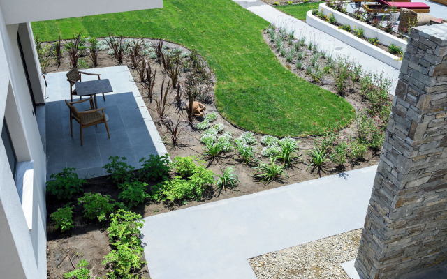 Amyntas Seafront Hotel