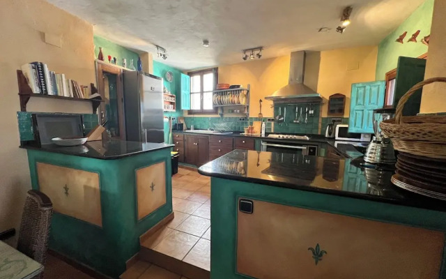 Cd-2102 · Three Bedroom Townhouse