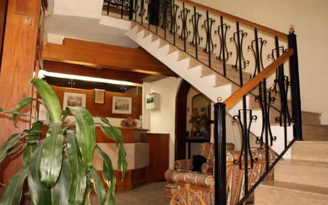 Spinola Hotel