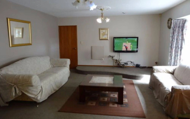 Athena Motel & Apartments