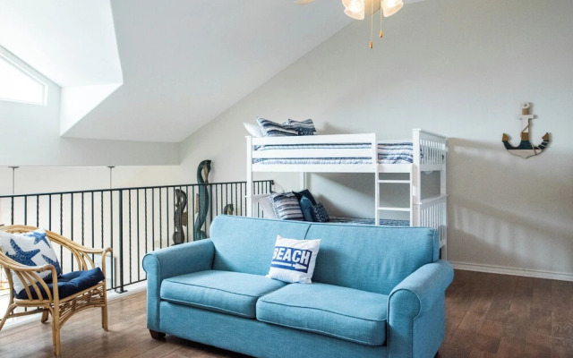 Sunny And Chairs Home