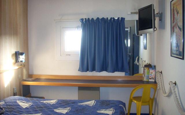Kyriad Direct Nantes La Beaujeoire