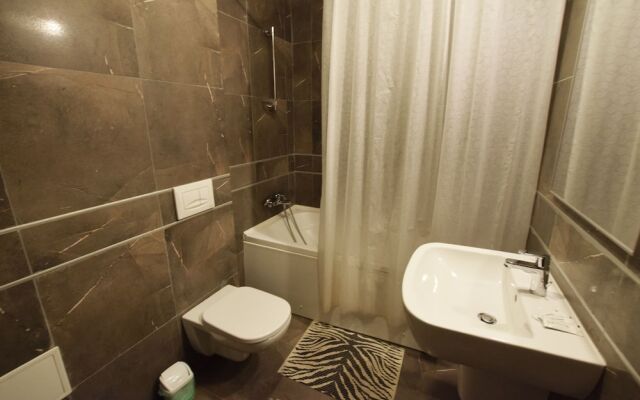 Uptown Residence Apartments