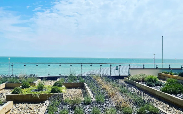 Beautiful Apartment on Ramsgate Sea-front