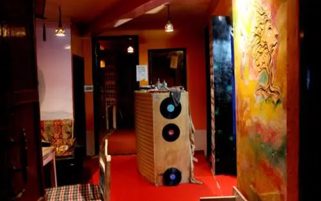 Kishor Guest House