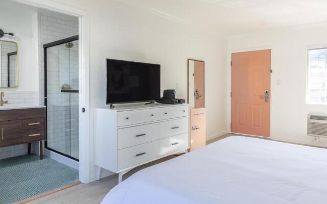 Signature Inn Oakland