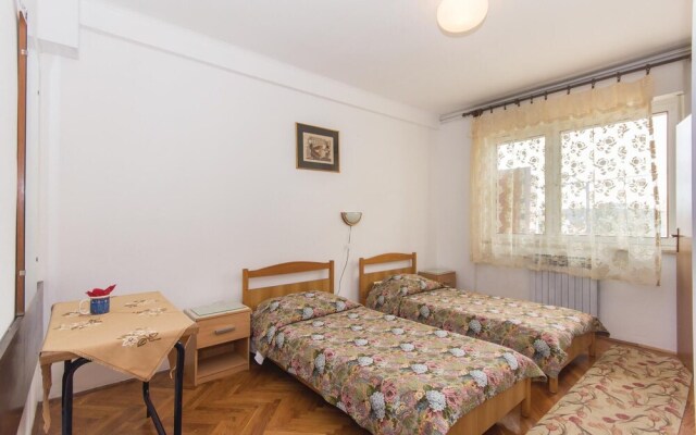 Amazing Apartment in Pula With 2 Bedrooms