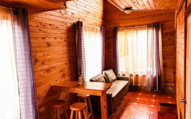 Clusia Lodge