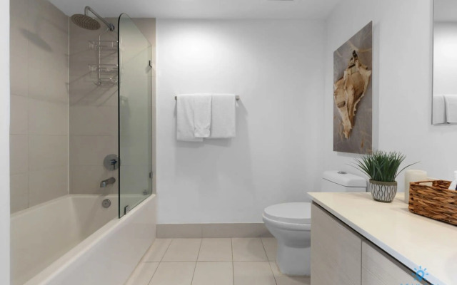 Infinite View Balcony Amazing Pool Near Beach