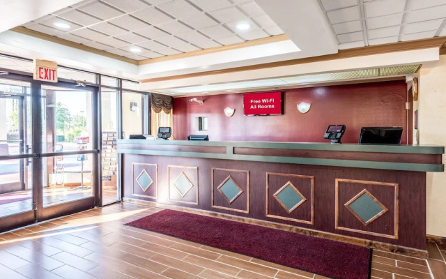 Red Roof Inn Clinton