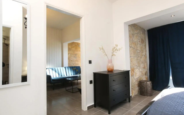 Luxury Apartments Christos