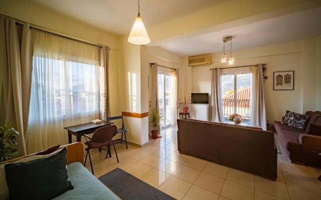 2 Bedrooms-Perfect Center Location-Amazing View