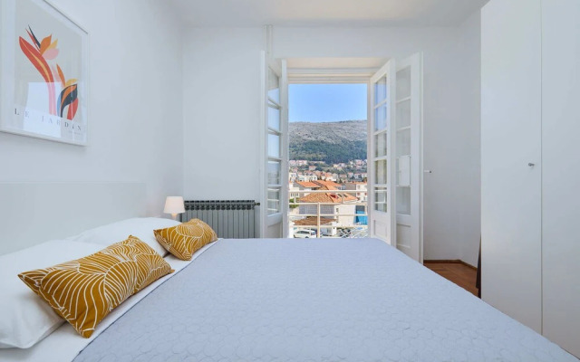 Hedera Estate, Hedera A30