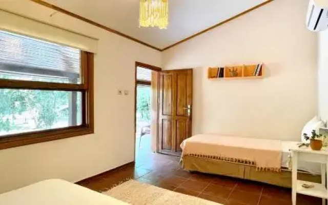 Maki Inn Çirali