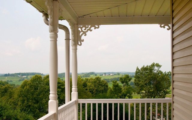 Hillside Villa Ohio