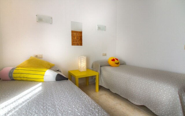 Nice Bungalow Close To The Sea And Services