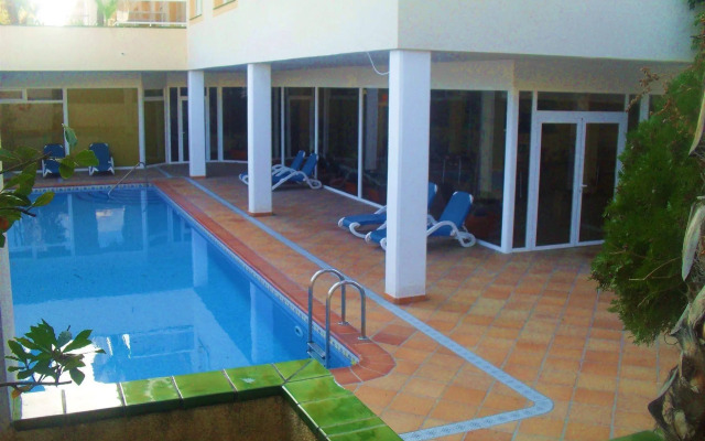 Vidalbir Apartahotel