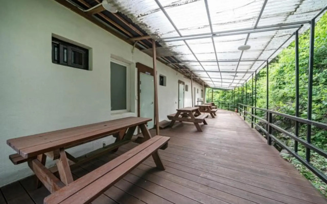 Yangsan Palace Pension
