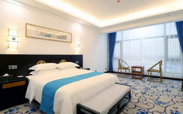 HuoJia HanLin Holiday Hotel