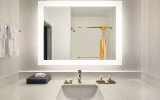 La Quinta Inn & Suites by Wyndham Dublin