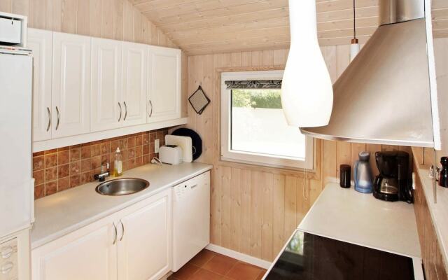 6 Person Holiday Home in Hemmet