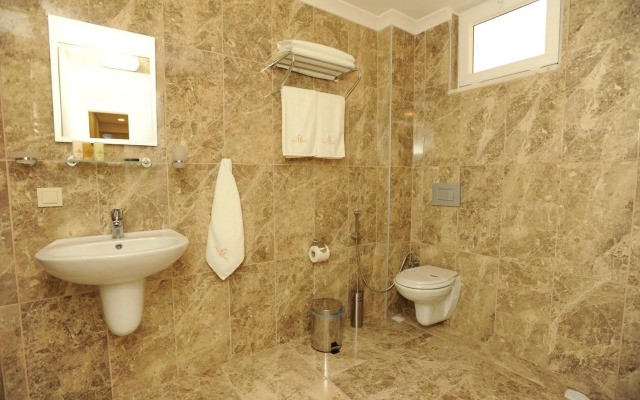 Qamar Prestige Suites
