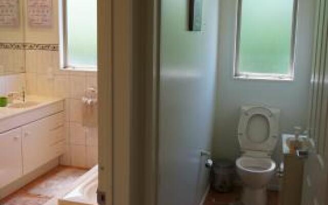 Makepeace Place Homestay