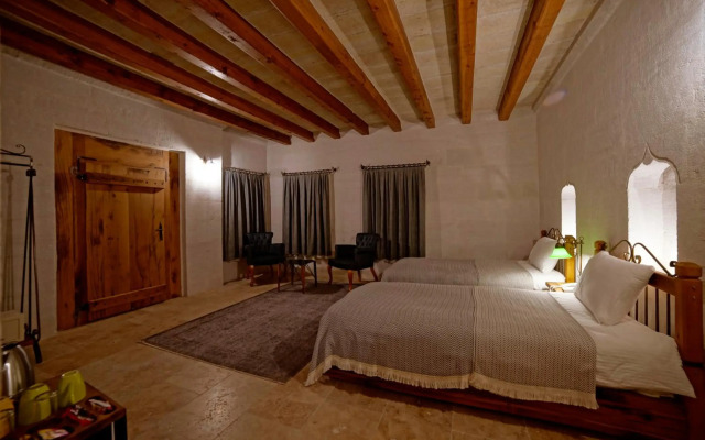 Design Cave Hotel