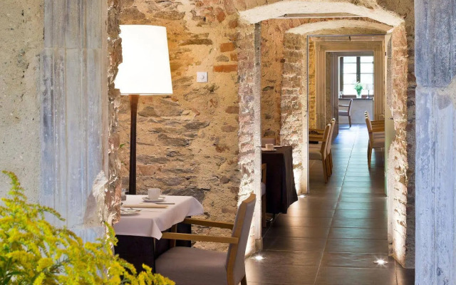 Uroczysko Siedmiu Stawów Luxury Hotel