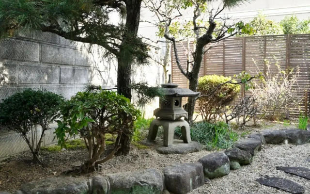 Yuzan apartment Sanjo