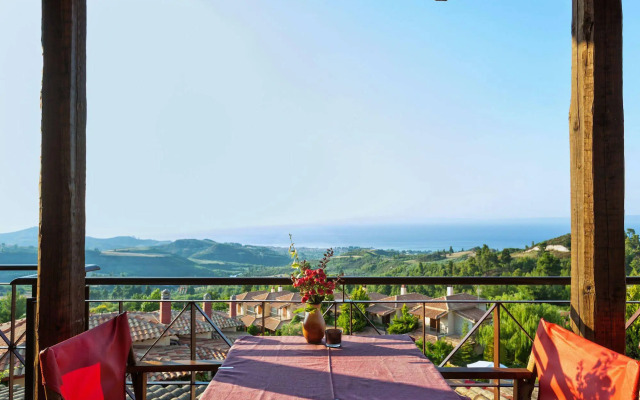 Akritas Ef Zin Villas & Suites