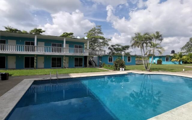 OYO Hotel Cedros & Spa