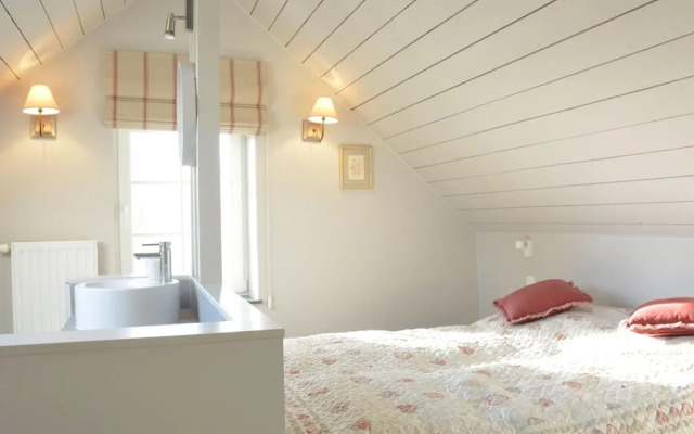 Magnificent Holiday Home in Gesves With Sauna