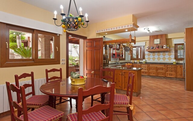 Holidays2Alhaurin de la Torre