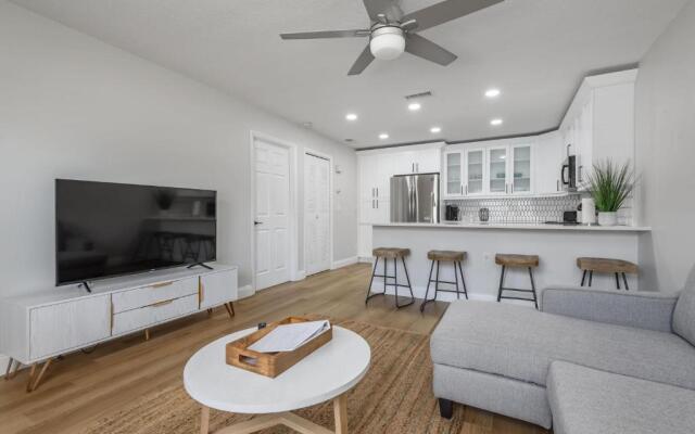 Newly Renovated Condo in Apollo Beach